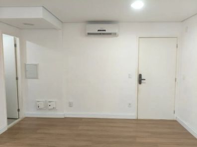 Sala Comercial para venda ou aluguel, 28m² no Jardim Oswaldo Cruz, São José dos Campos