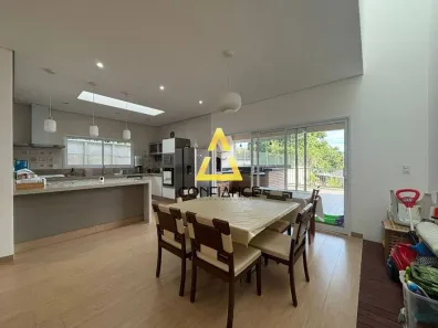 Casa de Condomínio com 4 Quartos à venda, 270m² no Núcleo Urbano Parque Ana Helena, Jaguariúna