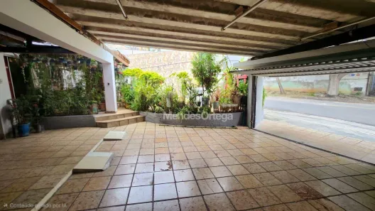 Casa com 3 Quartos à venda, 327m² no Vila Trujillo, Sorocaba