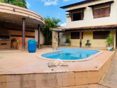 Casa com 3 Quartos à venda, 350m² no Interlagos, Montes Claros