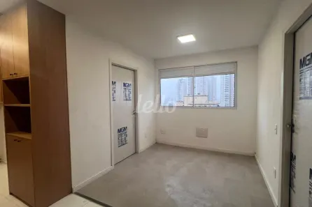 Apartamento com 2 Quartos para alugar, 34m² no Vila Suzana, São Paulo