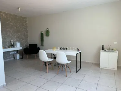 Sala Comercial à venda, 31m² no Centro, Taubaté