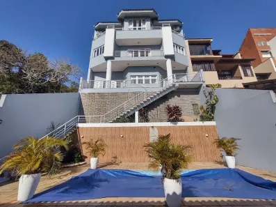 Casa de Condomínio com 5 Quartos para alugar, 481m² no Nonoai, Porto Alegre