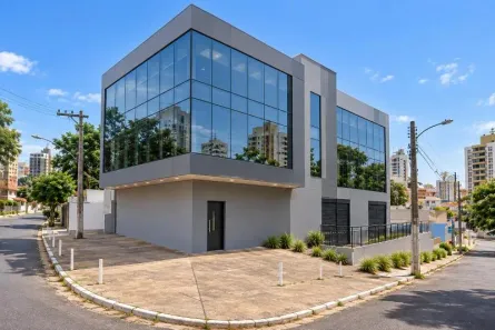 Imóvel Comercial à venda, 812m² no Araés, Cuiabá