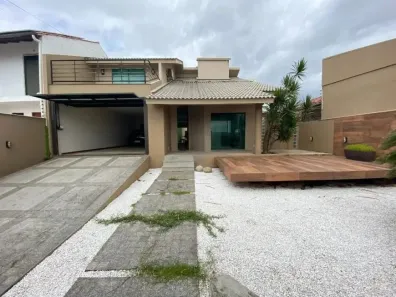 Casa com 4 Quartos para alugar, 345m² no Balneário, Florianópolis