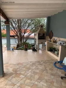 Sobrado com 3 Quartos à venda, 360m² no Parque Florianópolis, Jaguariúna