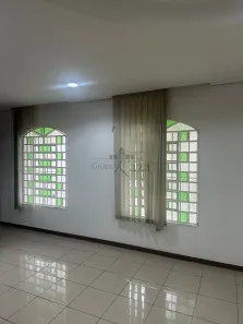 Imóvel Comercial com 4 Quartos para alugar, 350m² no Jardim Oswaldo Cruz, São José dos Campos