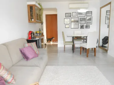 Apartamento com 3 Quartos à venda, 79m² no Jardim Carvalho, Porto Alegre