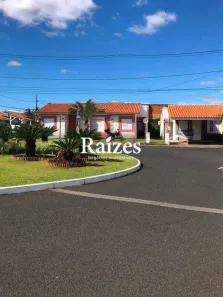 Casa de Condomínio com 2 Quartos à venda, 45m² no Aclimação, Uberlândia