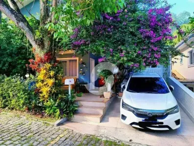 Casa de Condomínio com 4 Quartos à venda, 140m² no Mata Paca, Niterói
