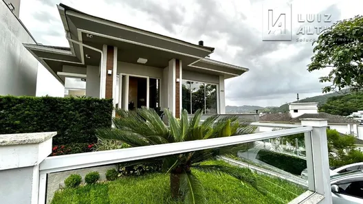Casa com 3 Quartos à venda, 240m² no Pedra Branca, Palhoça