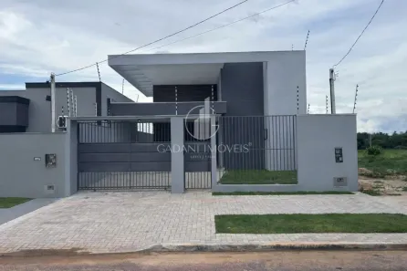 Casa com 3 Quartos à venda, 172m² no Jardim Curitiba, Sinop
