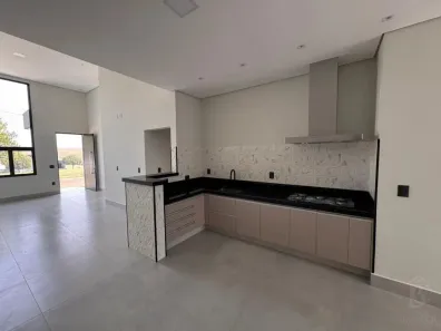 Casa com 3 Quartos à venda, 267m² no Jardim Verona, Marília