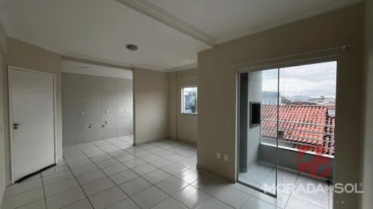 Apartamento com 2 Quartos para alugar, 69m² no Centro, Tijucas