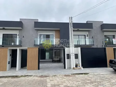 Sobrado com 3 Quartos à venda, 218m² no Floresta, Joinville