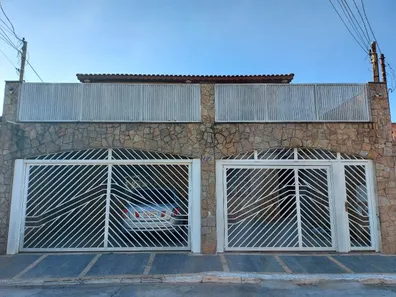 Sobrado com 3 Quartos à venda, 294m² no Jardim São Vicente, São Paulo