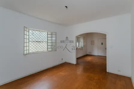 Casa com 2 Quartos à venda, 300m² no Pacaembu, São Paulo