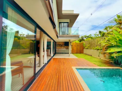 Casa de Condomínio com 4 Quartos à venda, 230m² no Maresias, São Sebastião