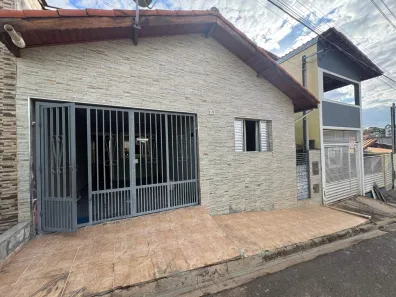Casa com 3 Quartos à venda, 125m² no Jardim Bom Jesus, Toledo