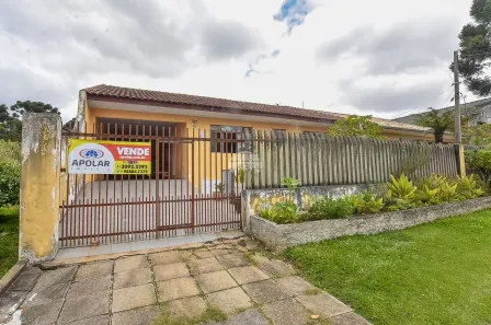 Casa com 3 Quartos à venda, 145m² no Pinheirinho, Curitiba