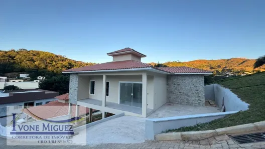 Casa com 3 Quartos à venda, 90m² no Centro, Paty do Alferes