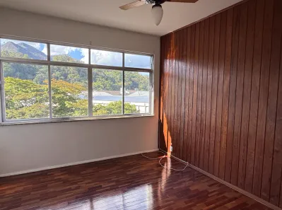 Apartamento com 3 Quartos para alugar, 100m² no Centro, Nova Friburgo