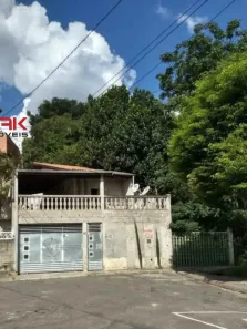Casa com 3 Quartos à venda, 250m² no Tulipas, Jundiaí