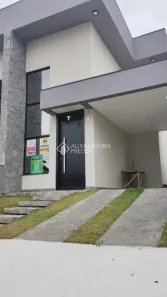 Casa com 3 Quartos à venda, 132m² no Carianos, Florianópolis