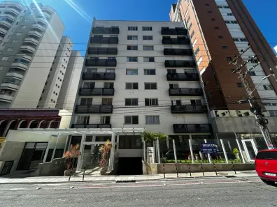 Apartamento com 2 Quartos à venda, 74m² no Centro, Florianópolis