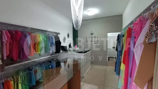 Ponto Comercial com 1 Quarto à venda, 280m² no Presidente Roosevelt, Uberlândia