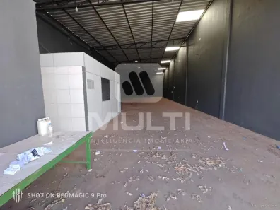 Casa com 1 Quarto para alugar, 375m² no Custódio Pereira, Uberlândia