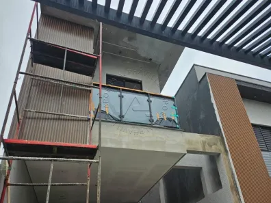 Casa de Condomínio com 2 Quartos à venda, 150m² no Villas do Jaguari, Santana de Parnaíba