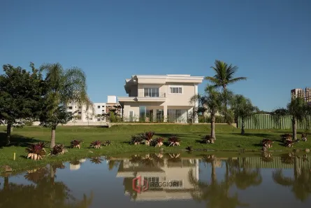 Casa com 5 Quartos à venda, 700m² no Centro, Camboriú