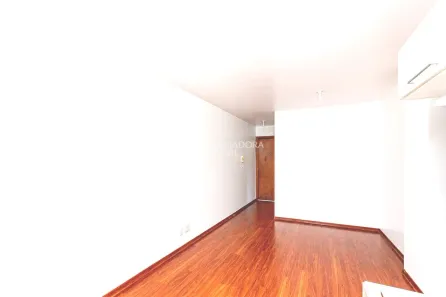 Apartamento com 3 Quartos para alugar, 70m² no Cristo Redentor, Porto Alegre