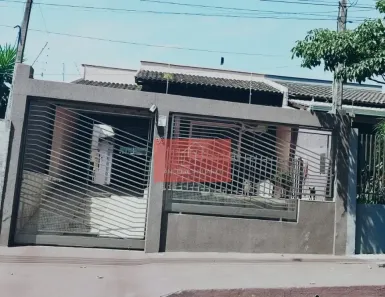 Casa com 2 Quartos à venda, 96m² no Colúmbia, Londrina