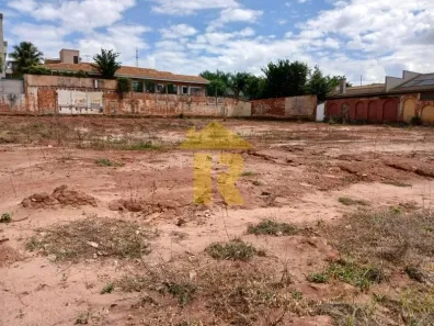 Lote/Terreno à venda, 900m² no Parque Residencial Damha, São José do Rio Preto