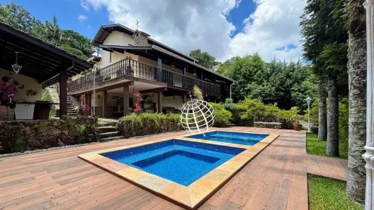 Fazenda/Sítio com 3 Quartos à venda, 474m² no Portão, Atibaia