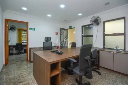 Prédio Comercial para alugar, 140m² no Planalto Paulista, São Paulo