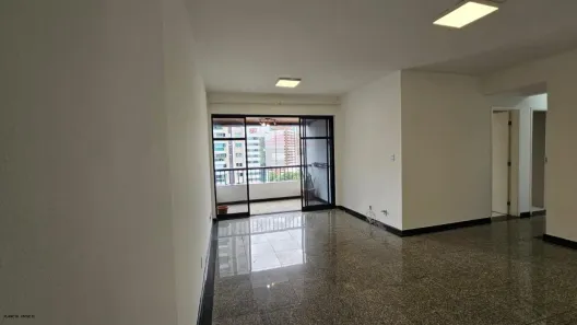 Apartamento com 3 Quartos para alugar, 105m² no Pituba, Salvador