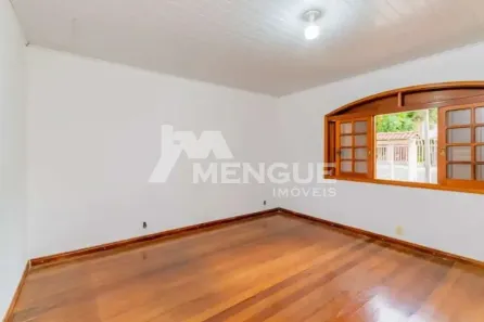 Casa com 2 Quartos para alugar, 112m² no Vila São José, Porto Alegre