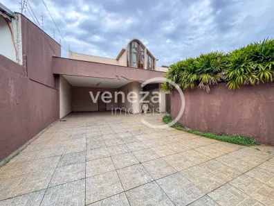 Casa com 4 Quartos para alugar, 286m² no Araxá, Londrina