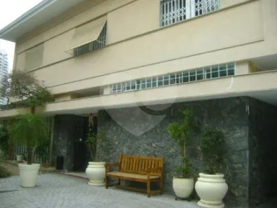 Prédio Comercial à venda, 677m² no Pacaembu, São Paulo