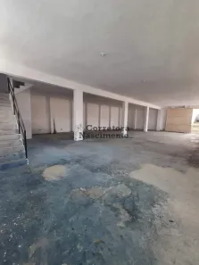 Galpão/Depósito/Armazém para alugar, 250m² no Jardim Esperança, Jacareí