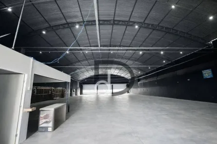 Galpão/Depósito/Armazém para alugar, 850m² no Centro, Vinhedo
