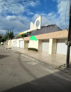 Casa com 4 Quartos à venda, 363m² no Amadeu Furtado, Fortaleza