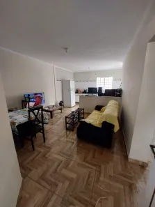 Casa com 2 Quartos à venda, 81m² no Zona Industrial, Sorocaba