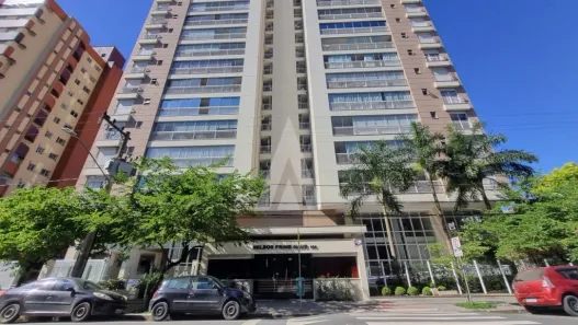 Apartamento com 3 Quartos para alugar, 263m² no Centro, Joinville