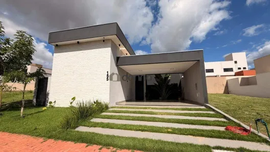 Casa com 3 Quartos à venda, 172m² no Estância dos Ipês, Uberaba