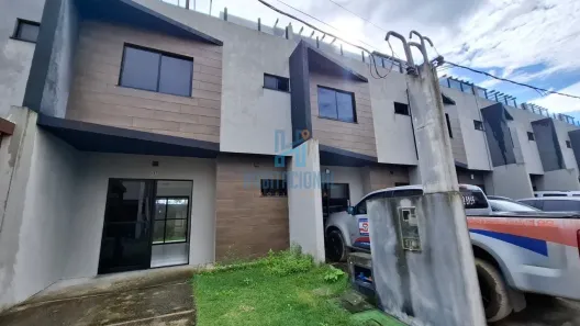 Casa de Condomínio com 3 Quartos para alugar, 132m² no Parque das Árvores, Parnamirim