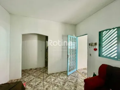 Lote/Terreno à venda, 180m² no São Jorge, Uberlândia